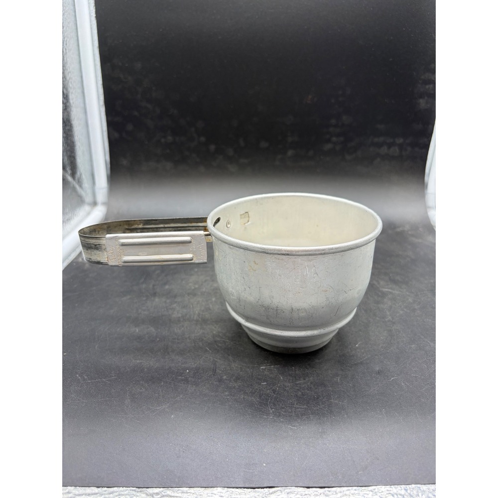 Vintage Foley Aluminum Flour Sifter 1 Cup Manual Hand Squeeze Kitchen Tool